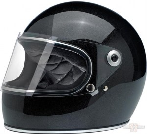 CASQUE 1